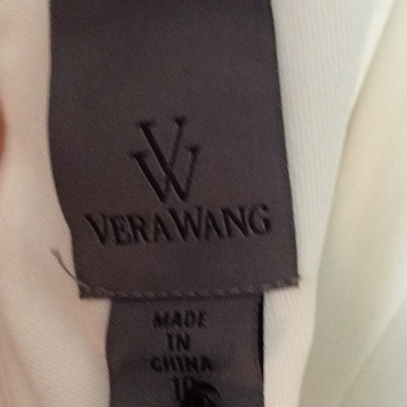 Dress. - Picture 6 of 7